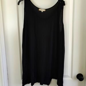 Araza Elegant Black Lace Trim Top